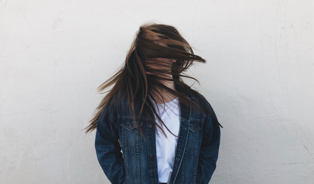 HOW TO MAKE YOUR HAIR APPEAR THICKER